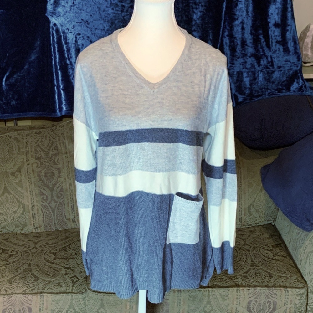 Grey Cream Wool Blend Front Pocket Pullover Sweater Women